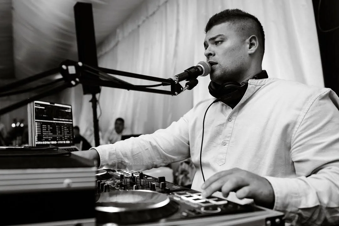 DJ Boboy pjeva uživo na vjenčanju - jedini DJ s live vokalom